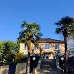Lila - Centre Piscine Et Jacuzzi Sarlat-la-Canéda