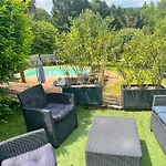 Lila - Centre Piscine Et Jacuzzi