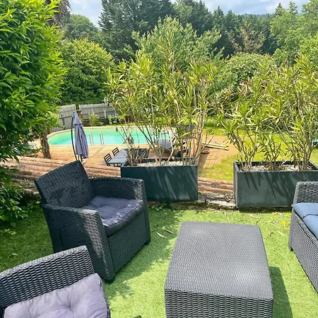 Lila - Centre Piscine Et Jacuzzi