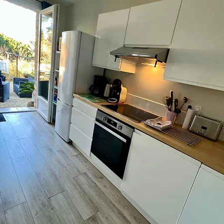 Lila - Centre Piscine Et Jacuzzi *