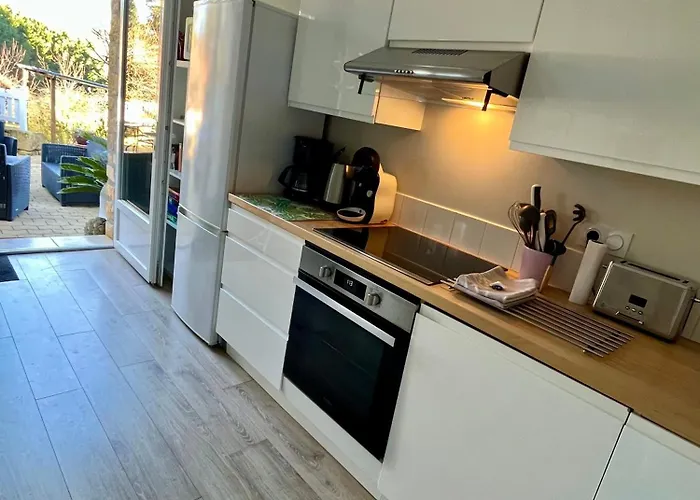 Lila - Centre Piscine Et Jacuzzi *