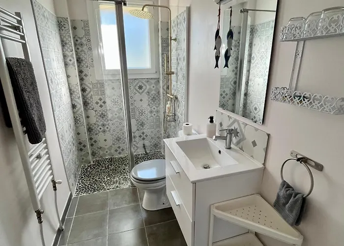 Lila - Centre Piscine Et Jacuzzi