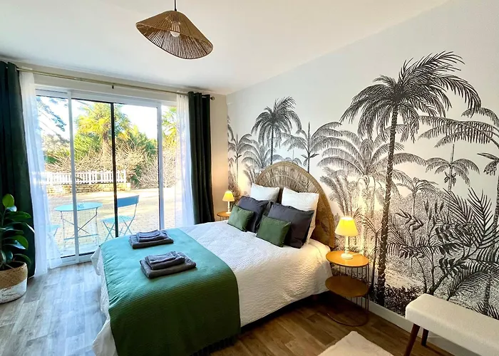 Lila - Centre Piscine Et Jacuzzi Sarlat